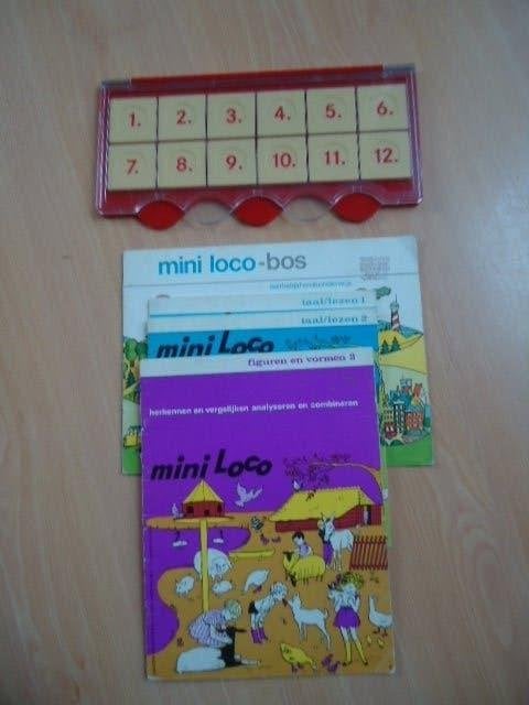 Mini Loco basisdoos met 4 boekjes, Ophalen of Verzenden, Zo goed als nieuw, Taal en Lezen