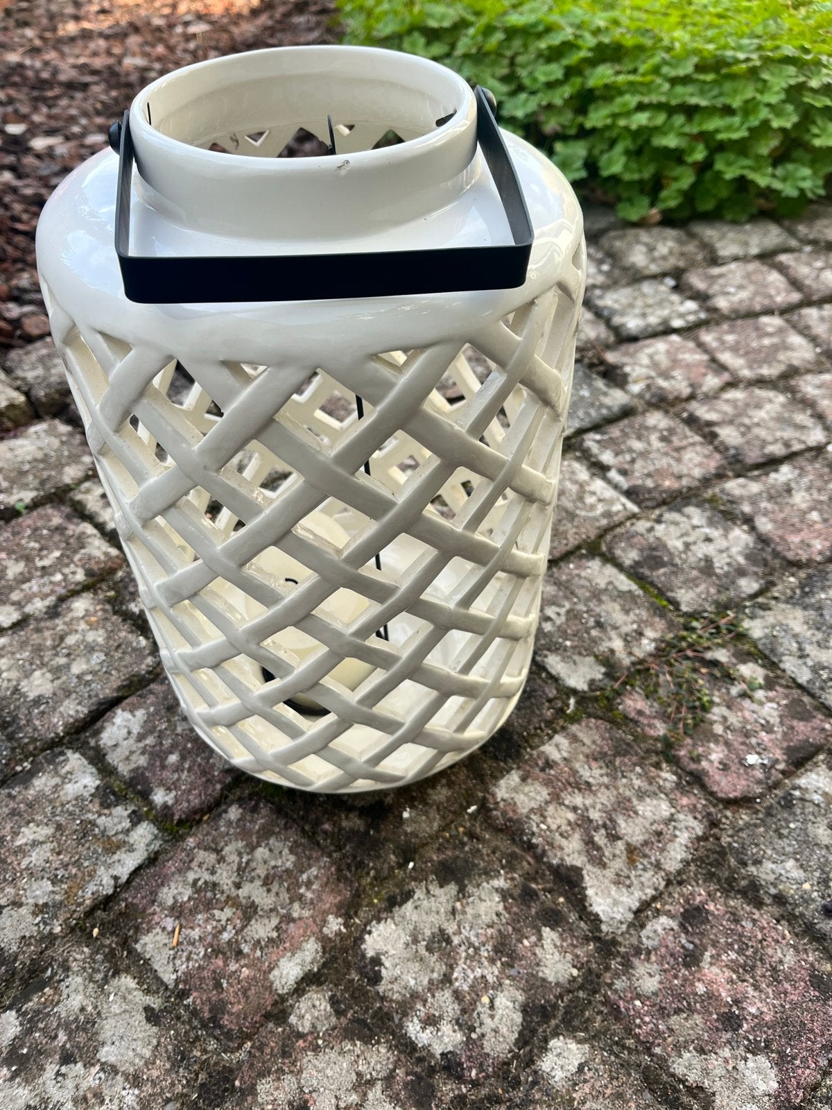 Witte keramische lantaarn met open vlechtwerk, Huis en Inrichting, Ophalen, Lantaarn, Wit, Zo goed als nieuw