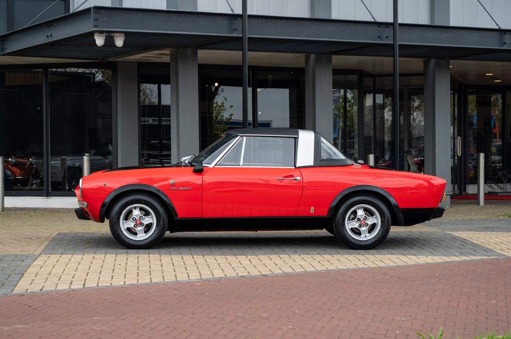 Fiat 124 Spider Abarth (bj 1974), Auto's, Zwart, Overige kleuren, Cabriolet, Bedrijf