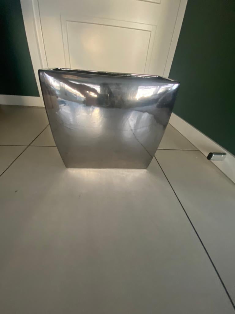 Rvs plantenbak voor binnen, nog in zeer goede staar., Ophalen of Verzenden, Zo goed als nieuw, Overige kleuren, Overige materialen
