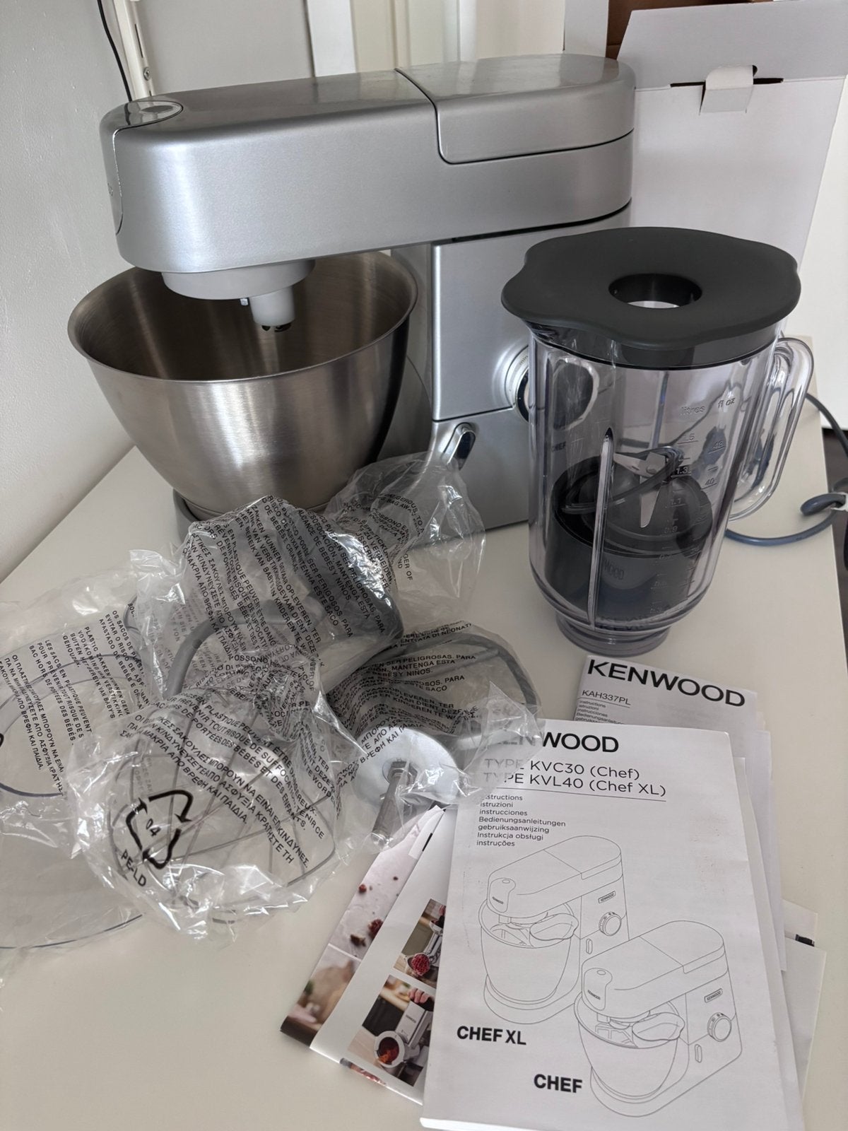 Te koop: Kenwood Chef keukenmachine + blender, Ophalen of Verzenden, Zo goed als nieuw, Blender