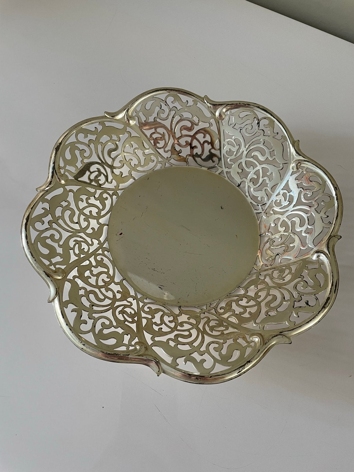 Decoratief Zilverkleurig Schaaltje met Opengewerkt Patroon, Ophalen of Verzenden