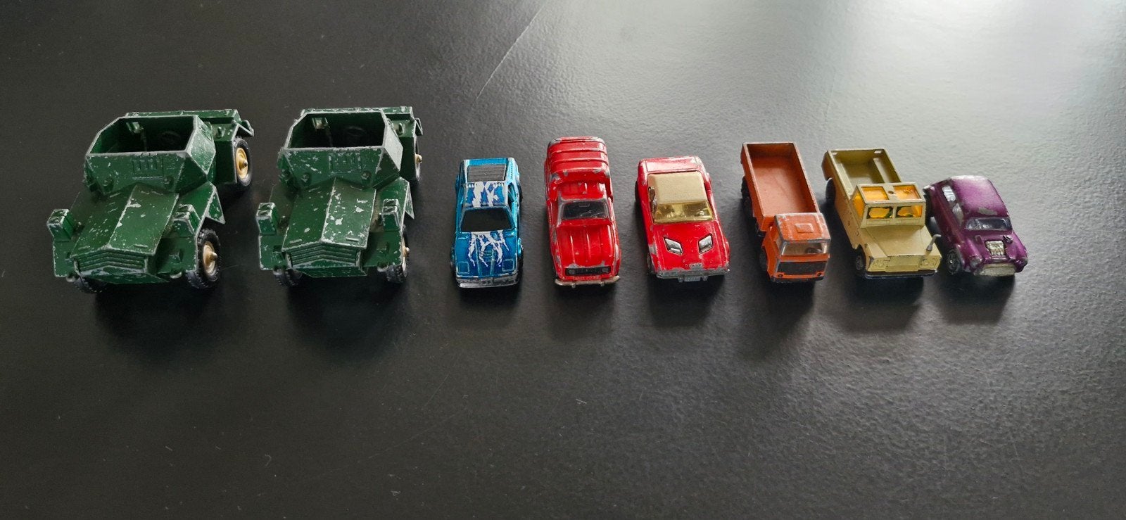 8 Vintage speelgoedauto's – Britains, Matchbox etc., Ophalen of Verzenden, Gebruikt