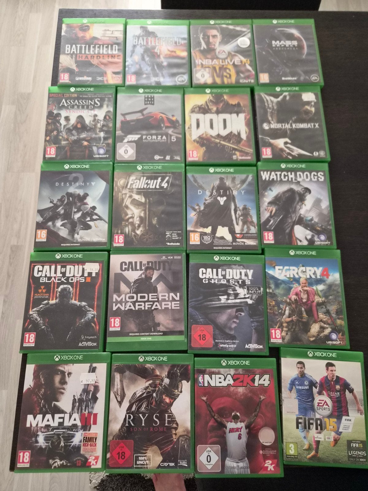 79 krasvrije xbox360& xbox one collectie met boekjes, Spelcomputers en Games, Ophalen, Online, Vanaf 18 jaar, Overige genres