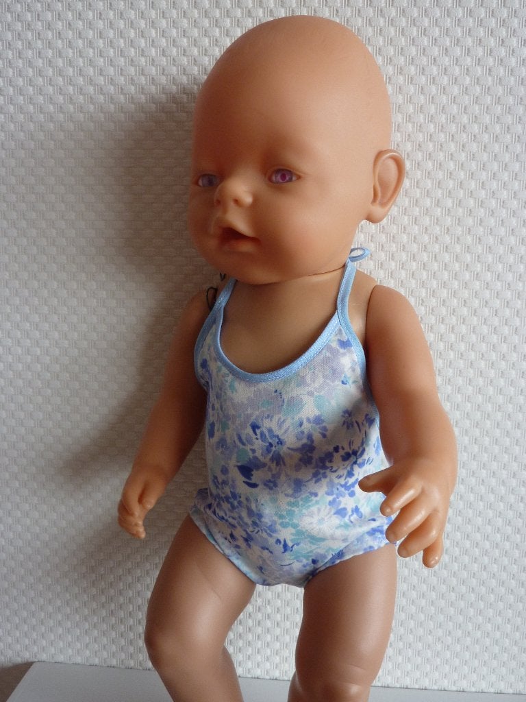 OP=OP Badpak of  bikini voor de baby born nu voor €.2.50, Kinderen en Baby's, Ophalen of Verzenden, Nieuw, Babypop