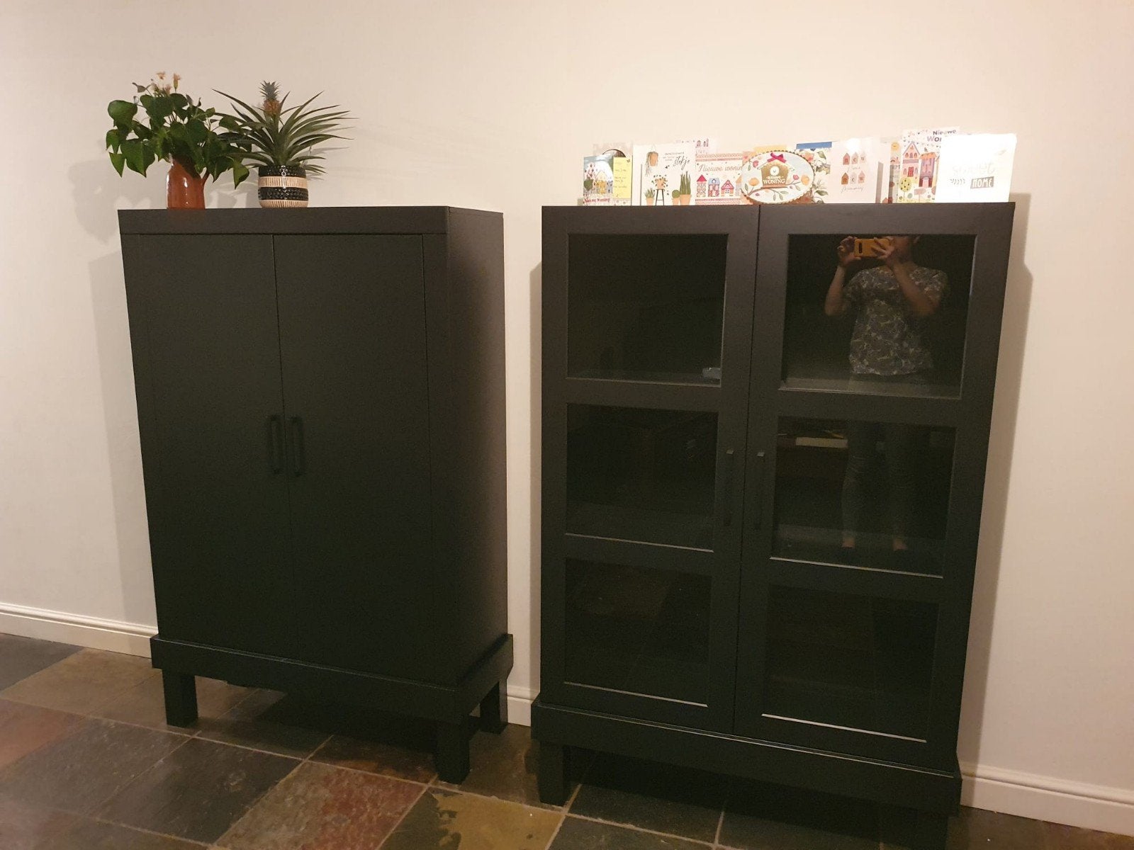 Vitrinekast en dichte kast van Woood (grenen), Ophalen, 100 tot 150 cm, 25 tot 50 cm, Gebruikt