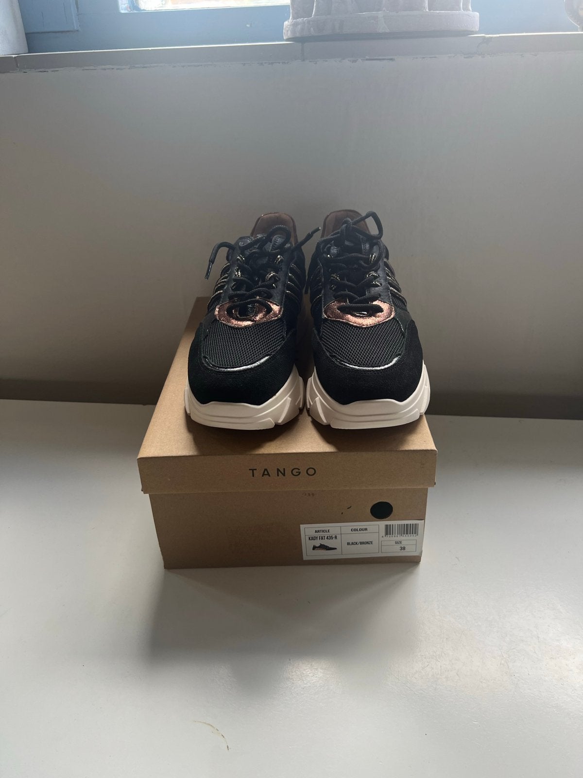 Prachtige Tango Kady Fat Sneakers, Ophalen of Verzenden, Nieuw, Zwart, Sneakers of Gympen