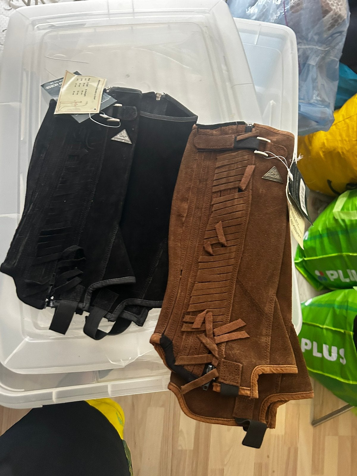 Mountain in horse 19 stuks , streamer chaps, Dieren en Toebehoren, Paarden en Pony's | Overige Paardenspullen, Ophalen