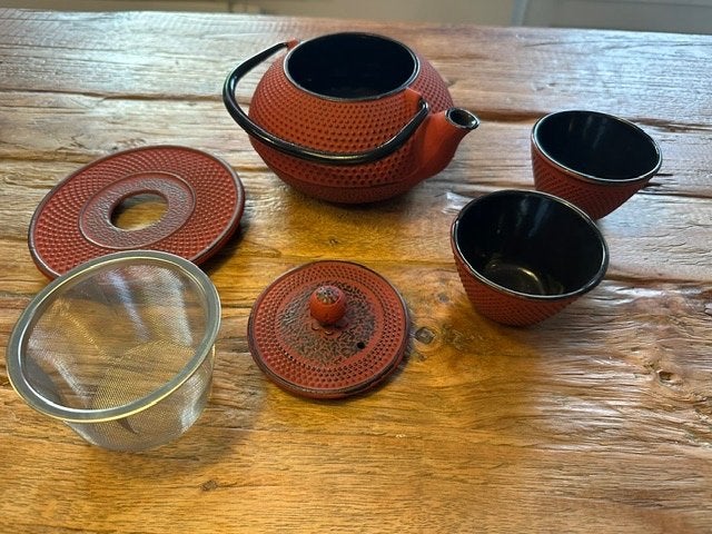 Tealov gietijzeren theepot met 2 kopjes, Aziatisch, Overige merken, Nieuw, Ophalen of Verzenden