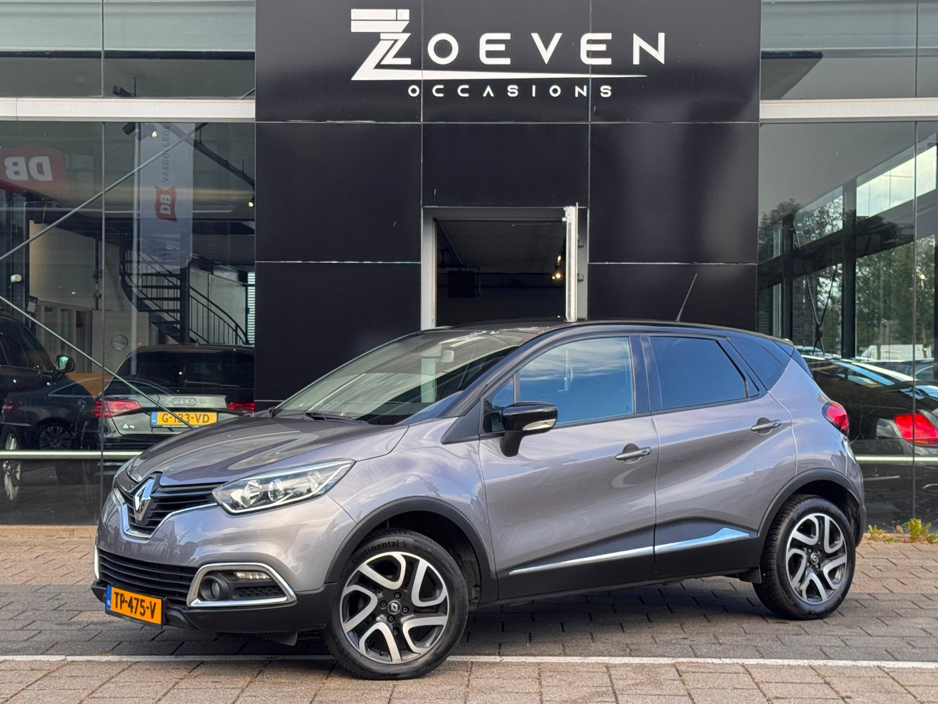 Renault Captur 0.9 TCe Dynamique, Voorwielaandrijving, 898 cc, Stof, Gebruikt
