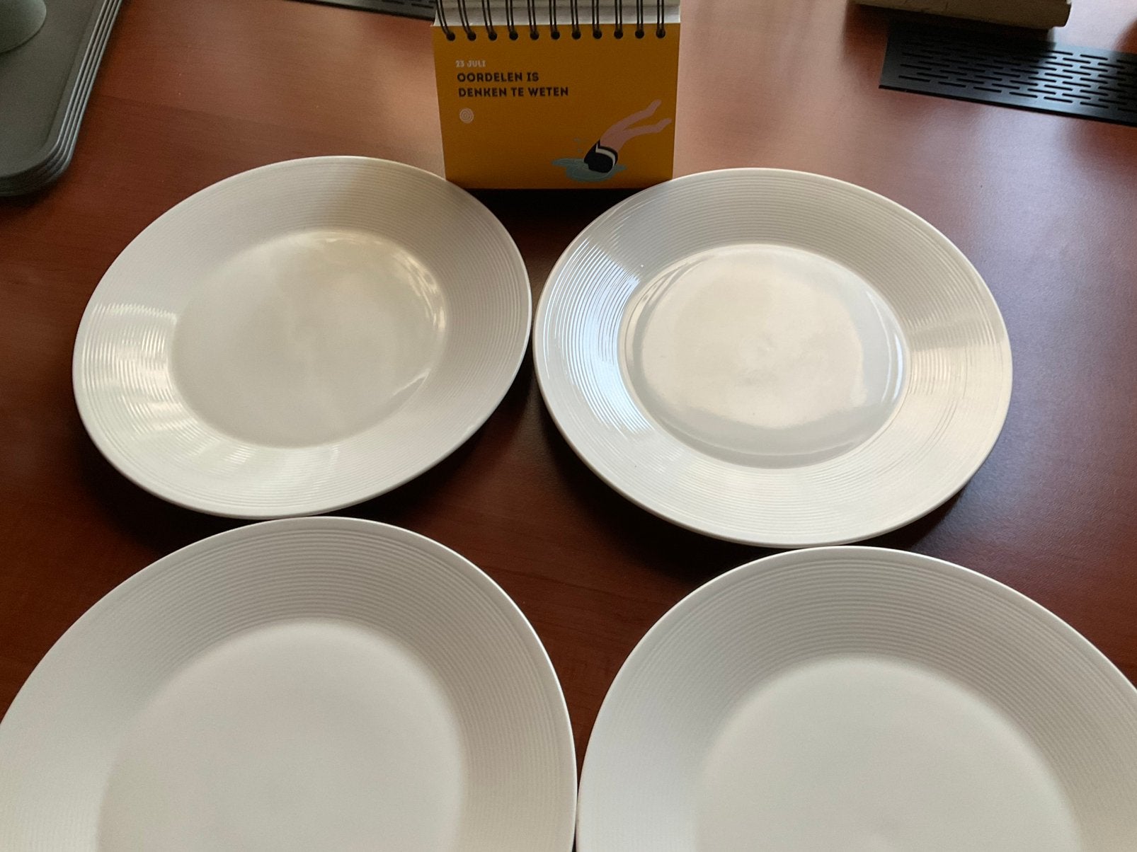 Dinerborden NEW YORK, Ophalen of Verzenden, Zo goed als nieuw, Bord(en), Overige stijlen