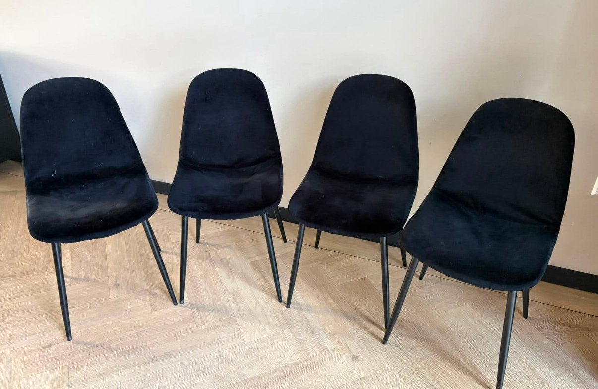 Zwarte stoelen velours  gratis, Ophalen, Zo goed als nieuw, Zwart, Twee