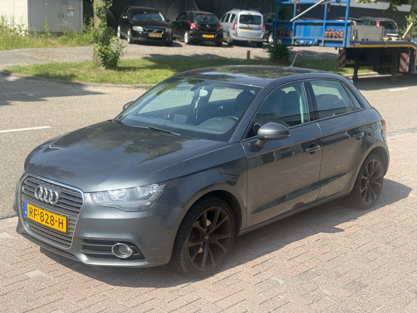 Audi A1 1.2 Tfsi 63KW SB 2012 Grijs, Auto's, Audi, Voorwielaandrijving, A1, 4 cilinders, 4 stoelen