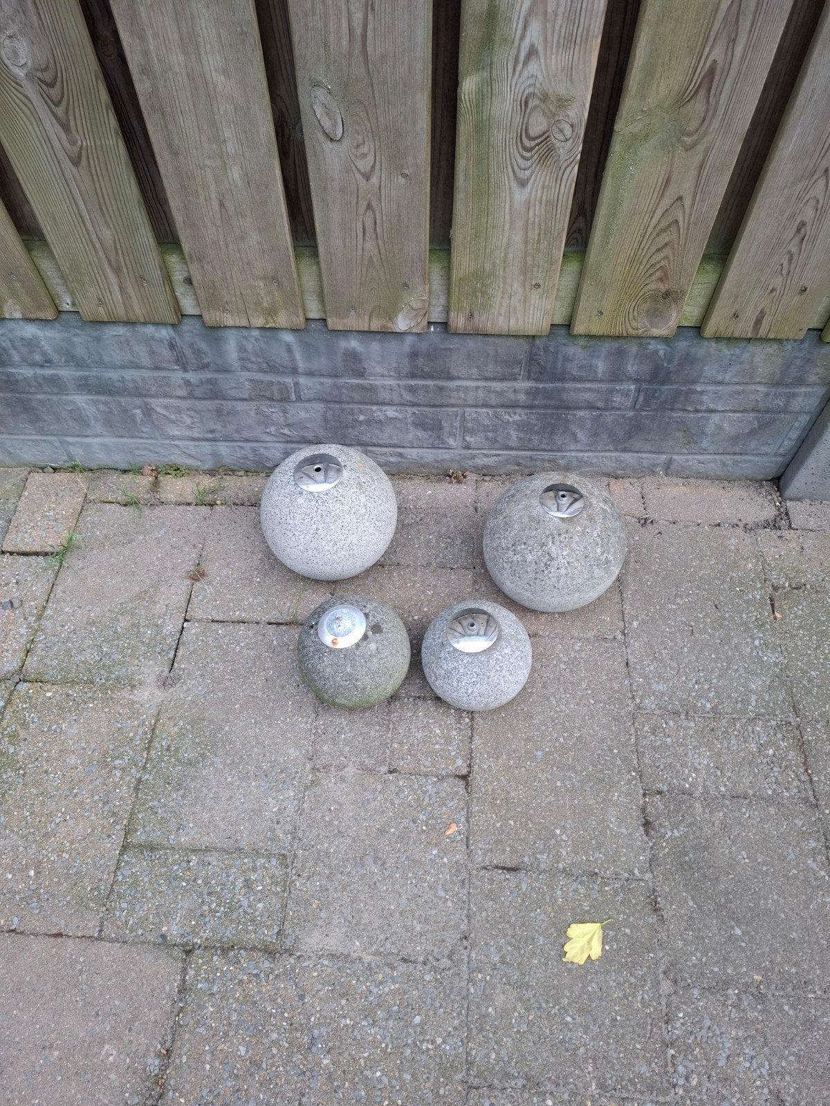 gratis 4 betonnen olielampen, Ophalen, Gebruikt