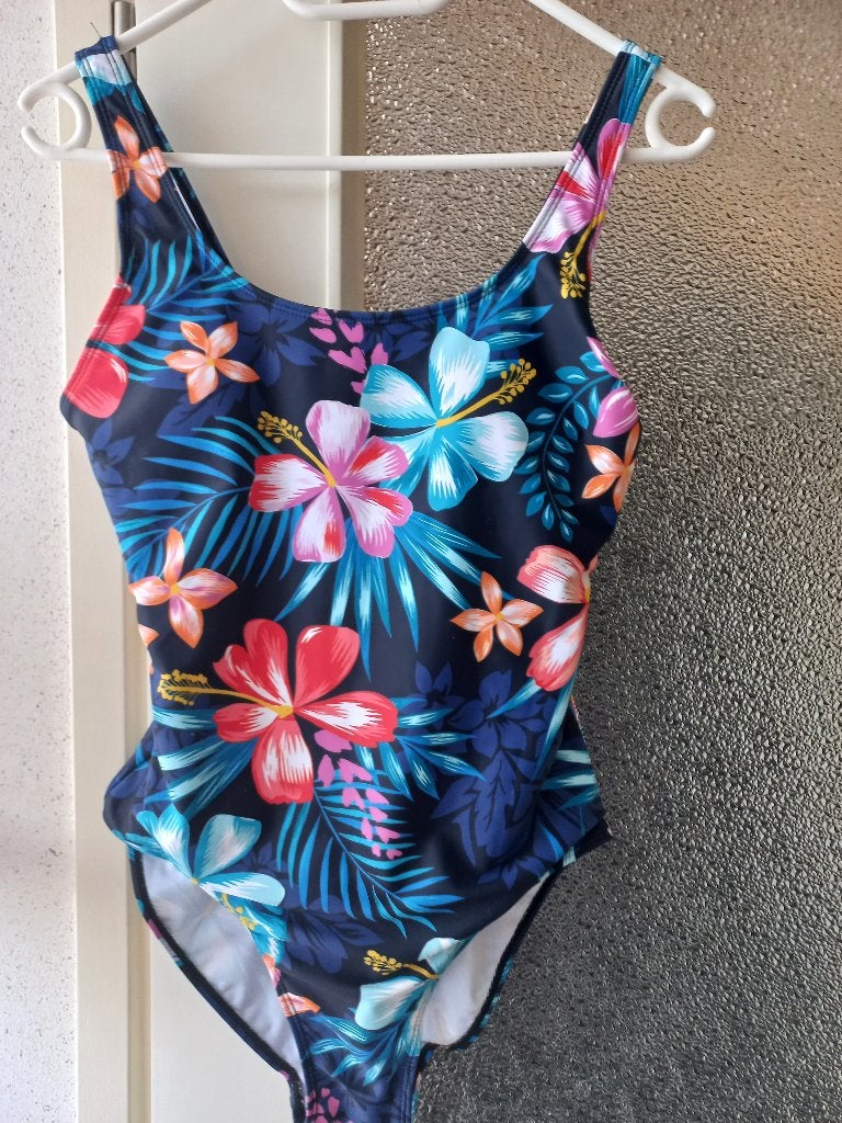 Nieuw zwempak maat M, Kleding | Dames, Ophalen of Verzenden, Zo goed als nieuw, Blauw, Overige typen