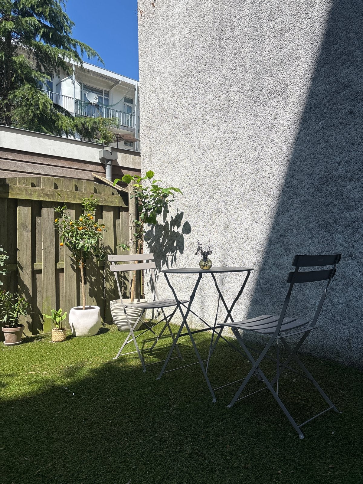 Compacte bistro tuinset - taupe metaal, Overige materialen, Gebruikt, Eettafel, Tuinset