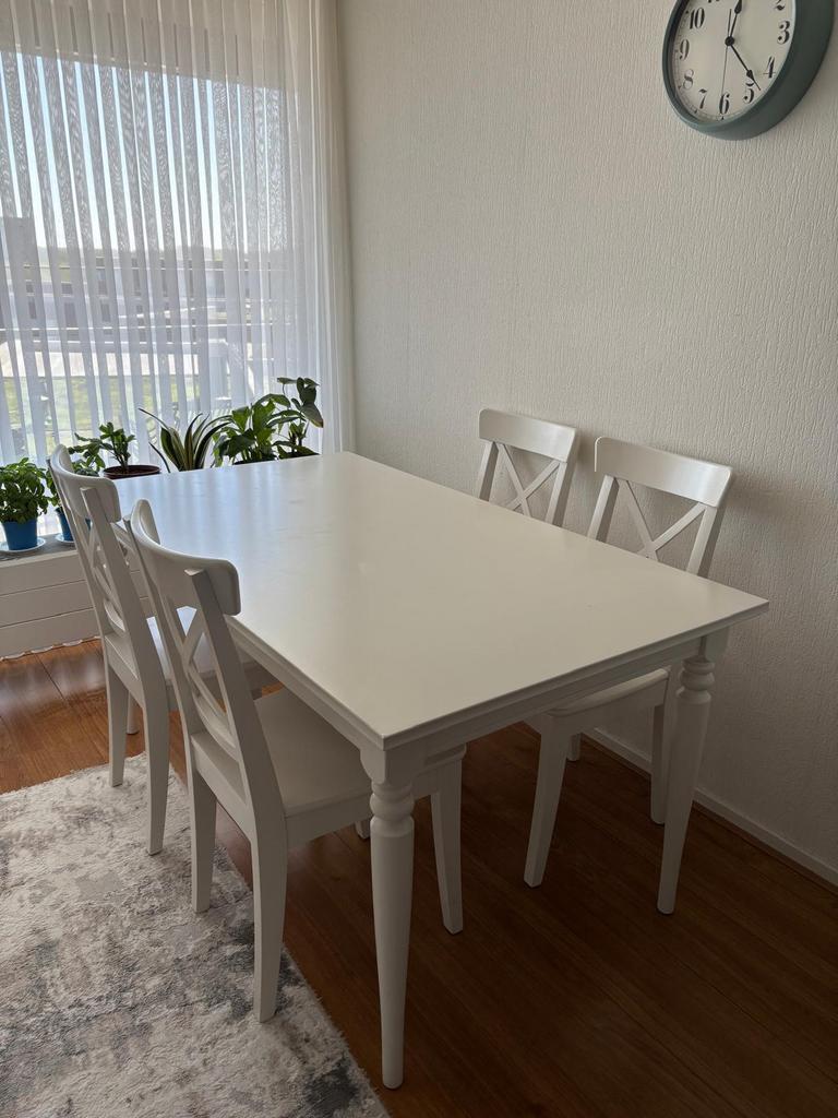 Eettafel Ikea, Huis en Inrichting, Complete eetkamers, Ophalen, Zo goed als nieuw, 4 tot 6 stoelen