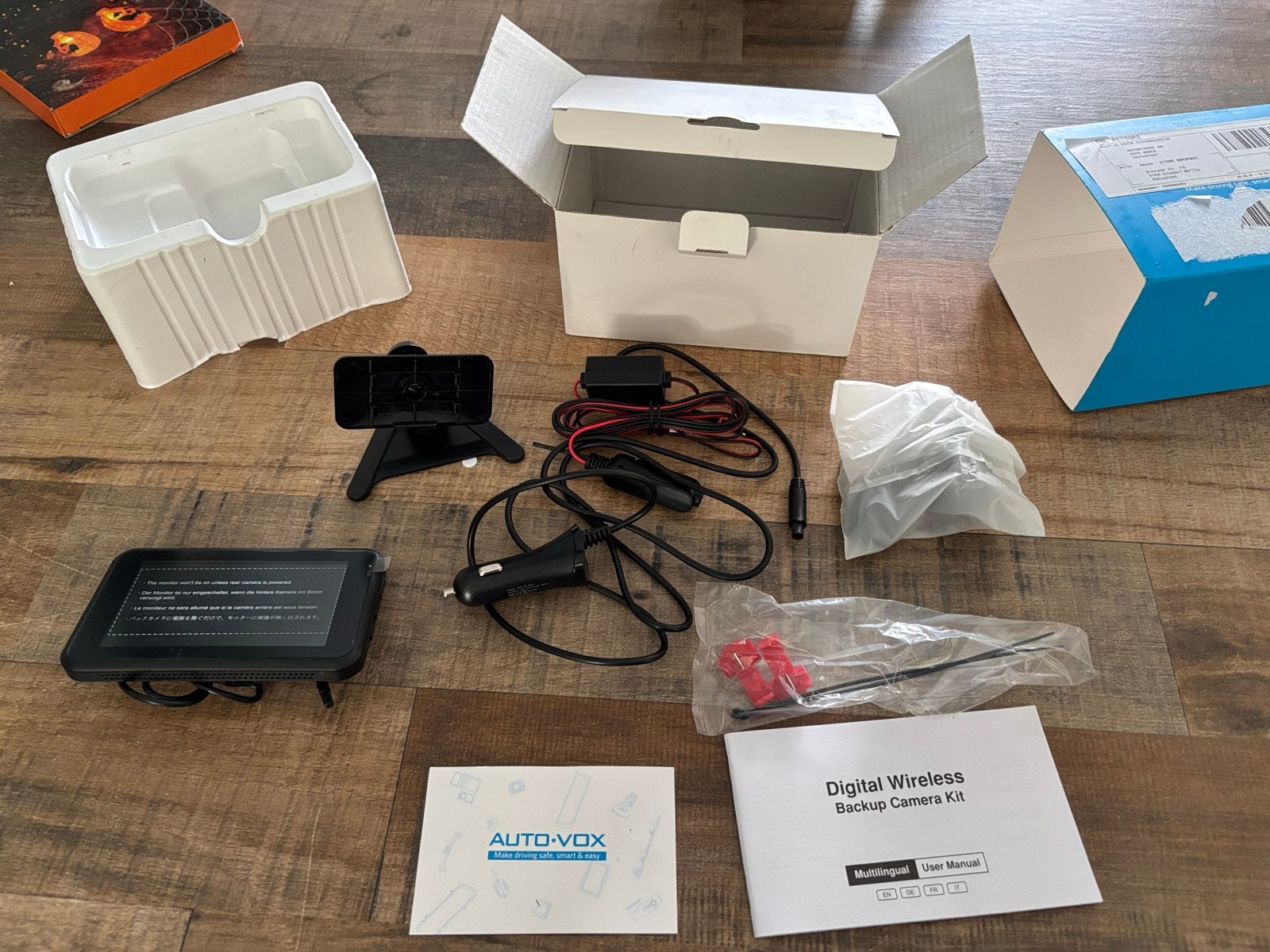 AUTO-VOX Draadloze Achteruitrijcamera Kit - Nieuwstaat, Ophalen, Draadloos, Zo goed als nieuw