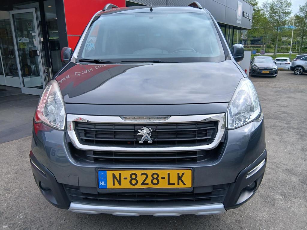 Peugeot Partner Tepee 1.2 PureTech Active Driem vervangen Tr, Auto's, Peugeot, Voorwielaandrijving, 12 maanden, Stof, Gebruikt