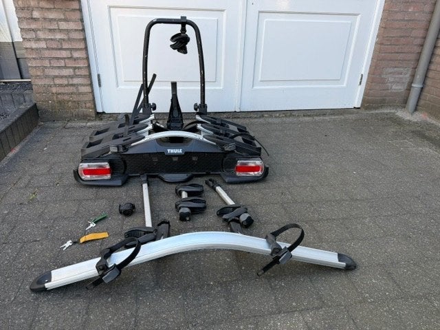 fietsendrager Thule, Auto diversen, Fietsendragers, Zo goed als nieuw, Trekhaakdrager, 3 fietsen of meer, Brede banden, Elektrische fiets