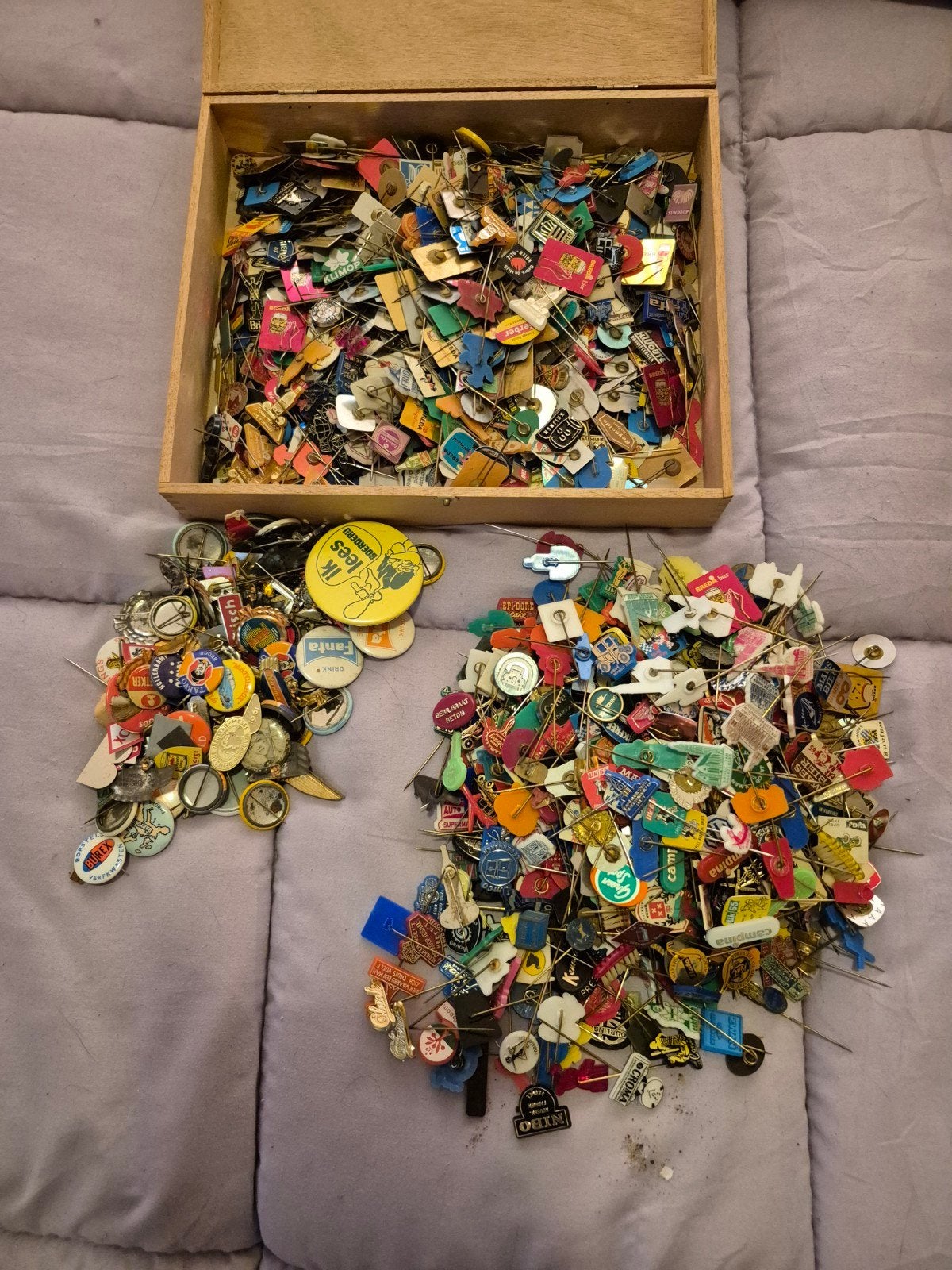 Grote collectie vintage speldjes en pins  Doe een leuk bod.., Ophalen of Verzenden