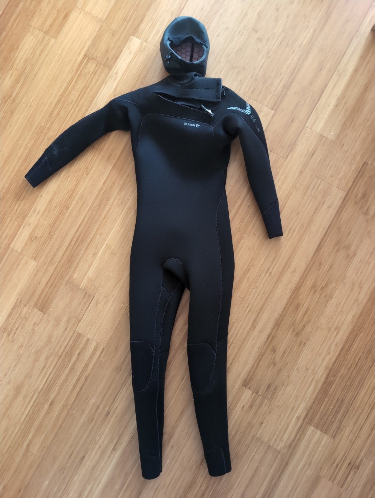 Decathlon Olaian 900 Surfwetsuit 5/4 mm met kap — Maat M, Watersport en Boten, Ophalen of Verzenden, Zo goed als nieuw, Kind, Wetsuit