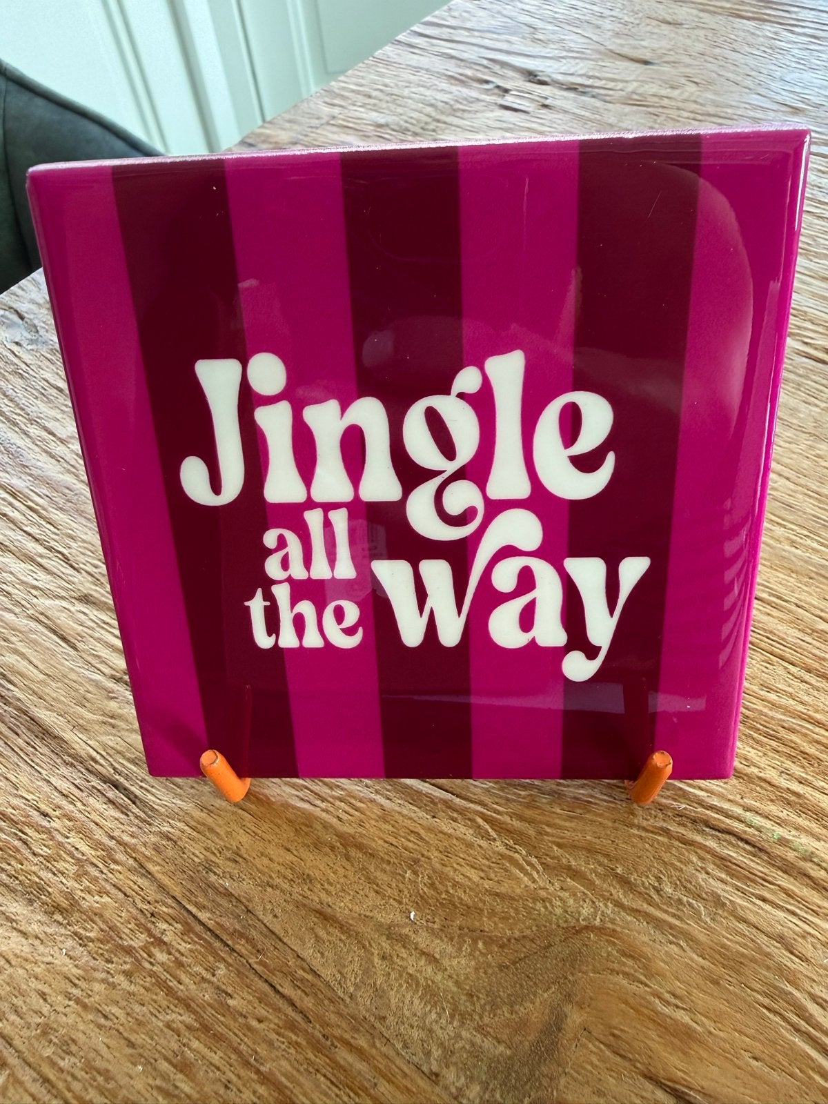 Leuke tegelspreuk 'Jingle all the way' - Decoratie/Cadeau, Ophalen of Verzenden