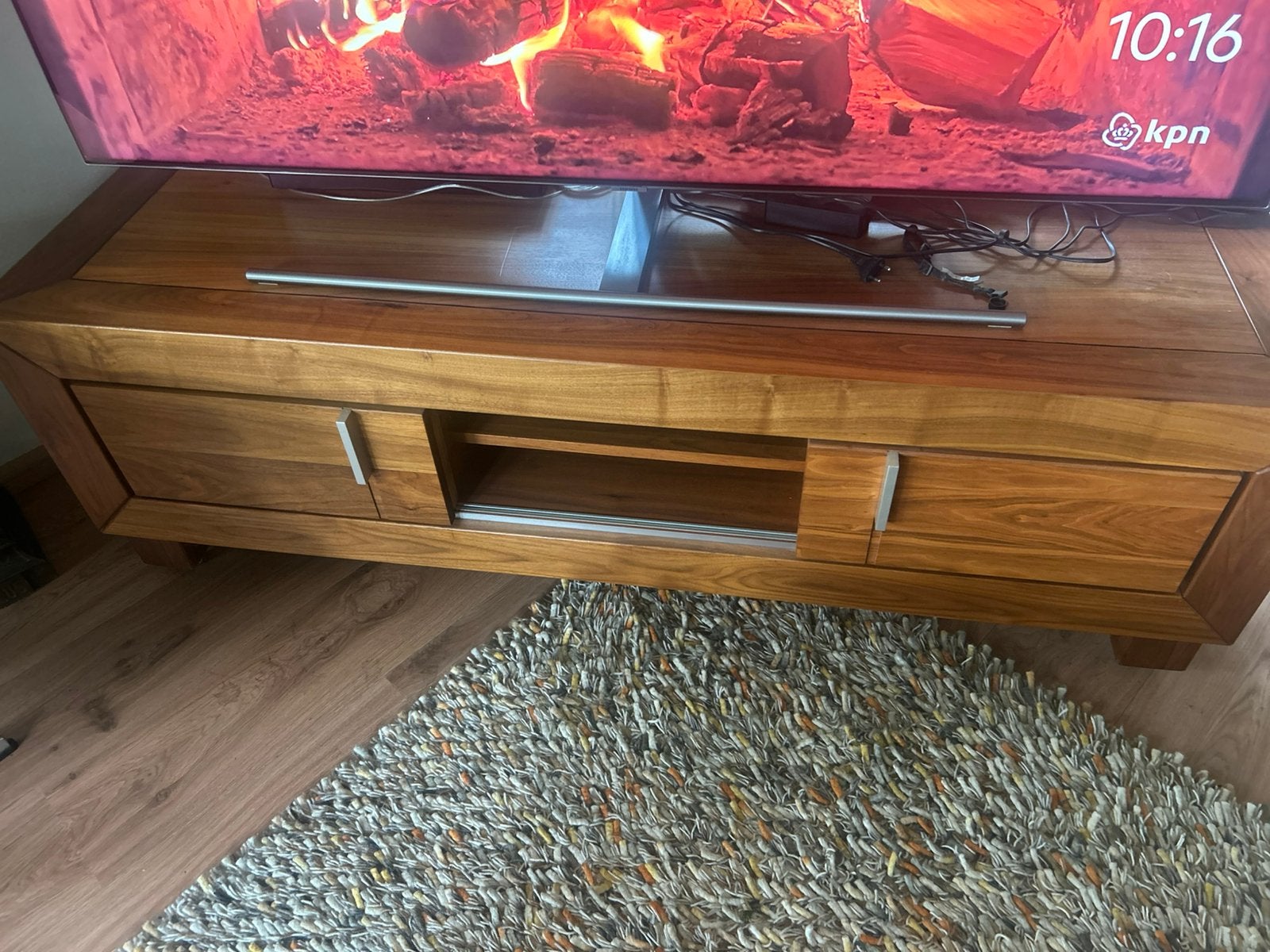 Tv meubel, Ophalen, 150 tot 200 cm, Teakhout, Zo goed als nieuw
