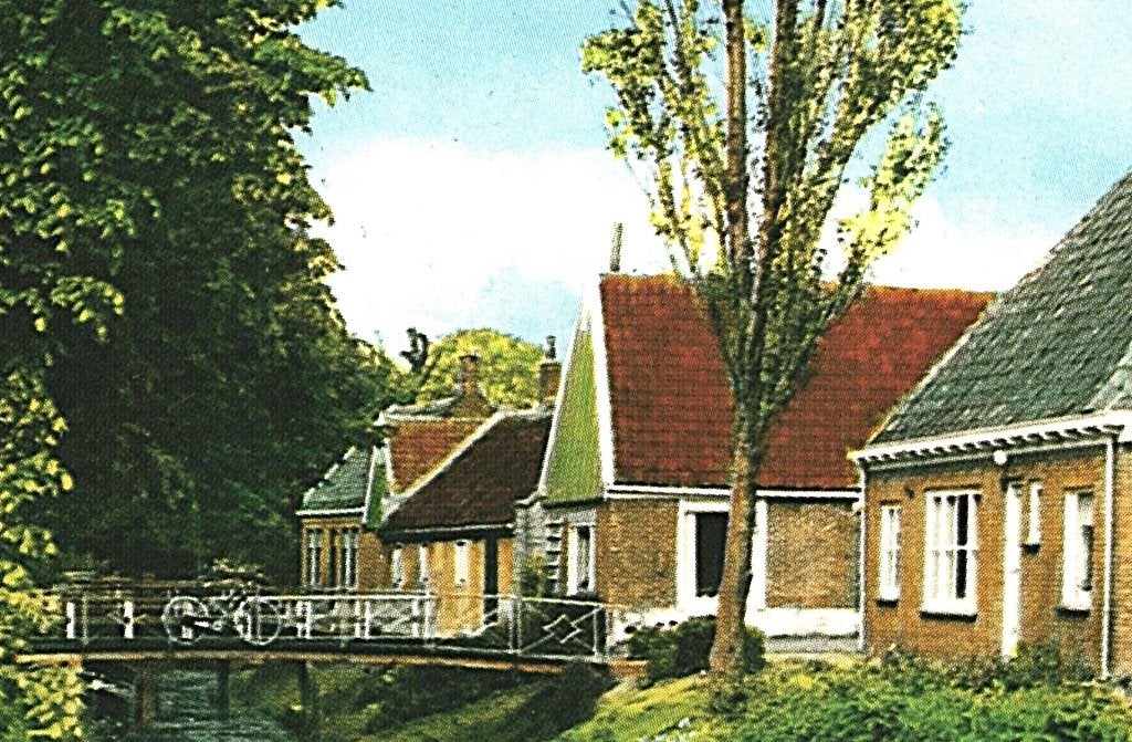 804322	Opperdoes	NH Zuiderpad	1980 gel in 83	Gelopen, Ophalen of Verzenden, 1960 tot 1980, Gelopen, Noord-Holland