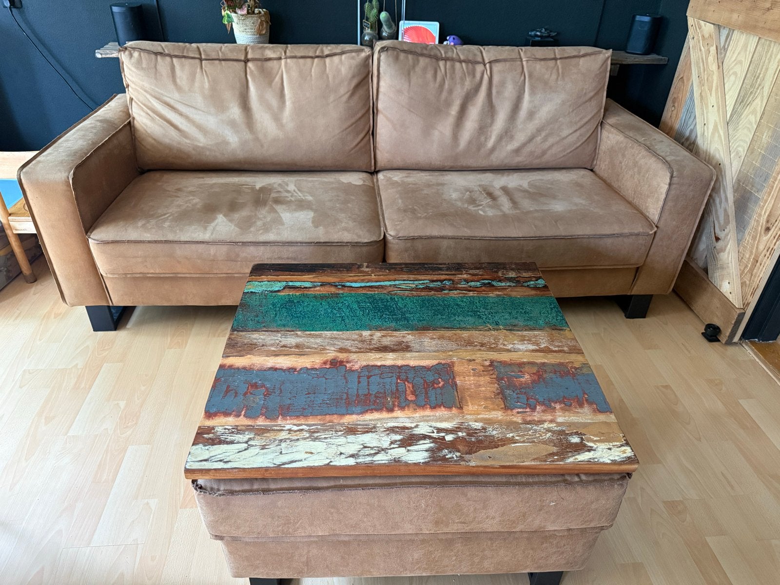 GRATIS - Comfortabele 2-zitsbank in bruin stof, Ophalen, Gebruikt, Tweepersoons, 75 tot 100 cm