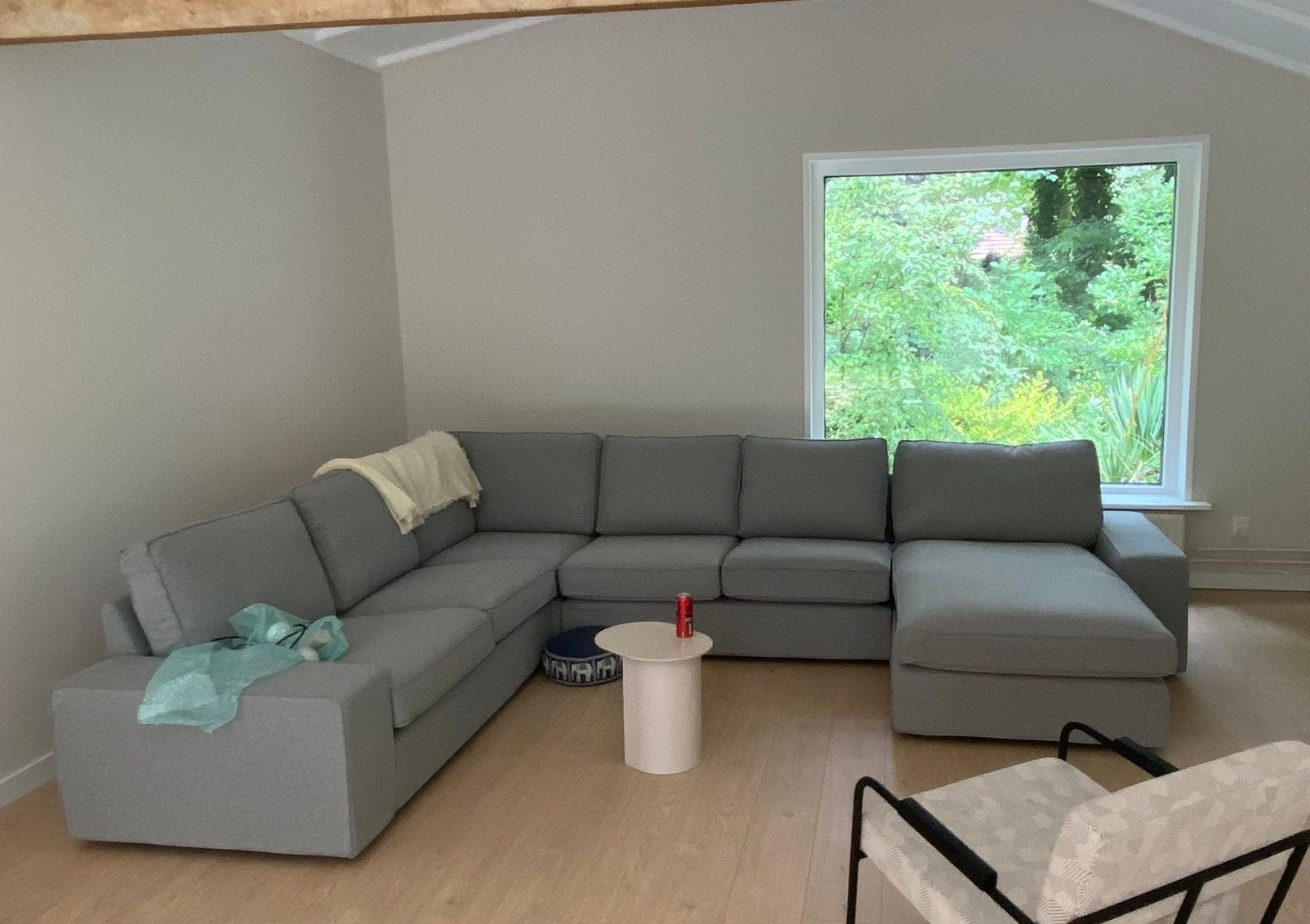 KIVIK BANKHOEZEN tibbleby beige/grijs  5-zits+ chaise longue, Ophalen, Zo goed als nieuw