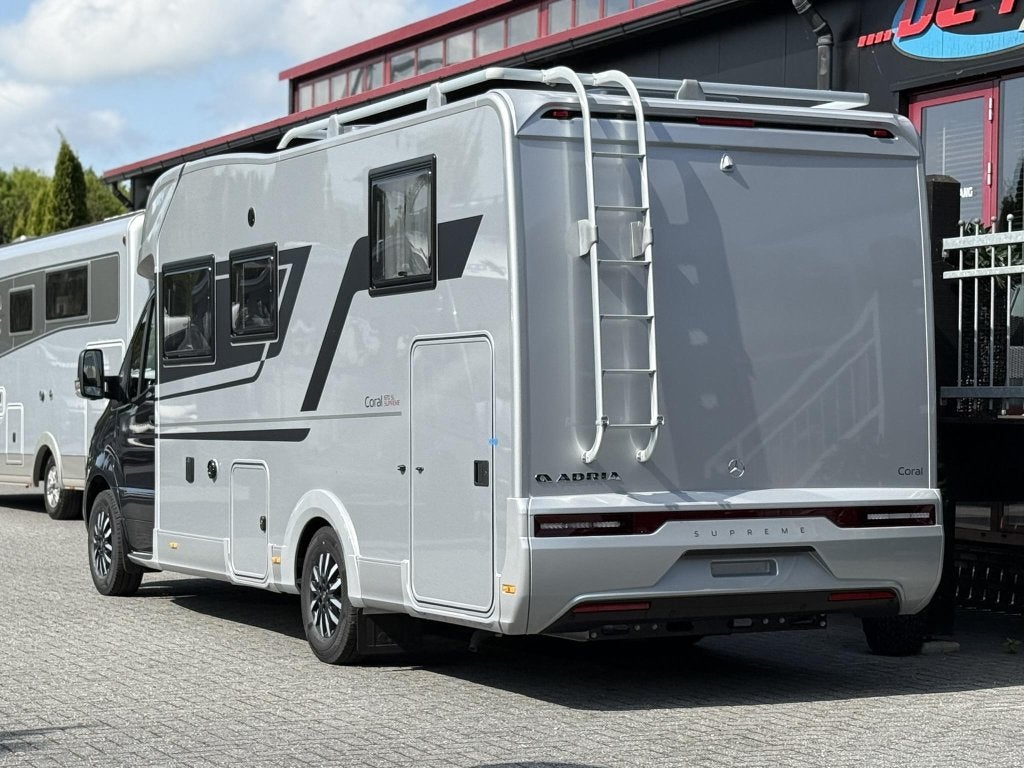 Foto 11 van - Adria Coral Supreme 670 SL - Mercedes camper -