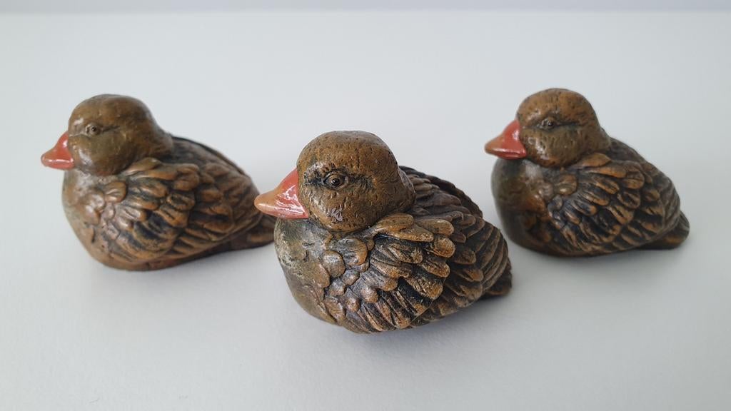 Drie miniatuur eenden beeldjes/figurines ca 6x4cm, E.B., Ophalen of Verzenden