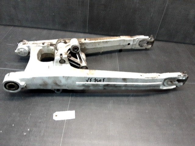 VF750F interceptor 1981 - 1983 Honda Achterbrug D1-62379