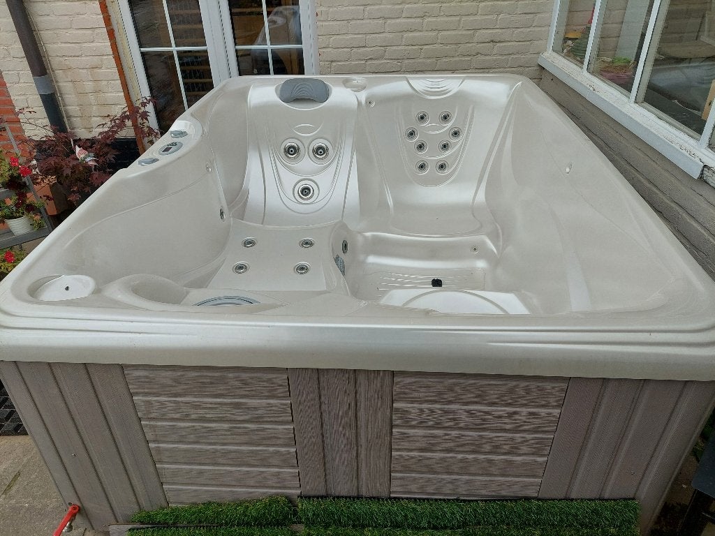 Jacuzzi Hot Spot model Stride, Ophalen, Gebruikt, Filter