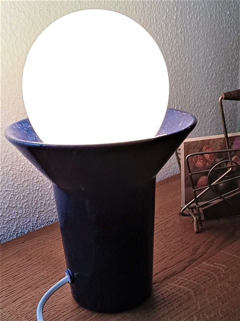 Spce Age tafellamp jaren 70 (keramiek voet) witte glas bol, Huis en Inrichting, Lampen | Tafellampen, Ophalen of Verzenden, Glas