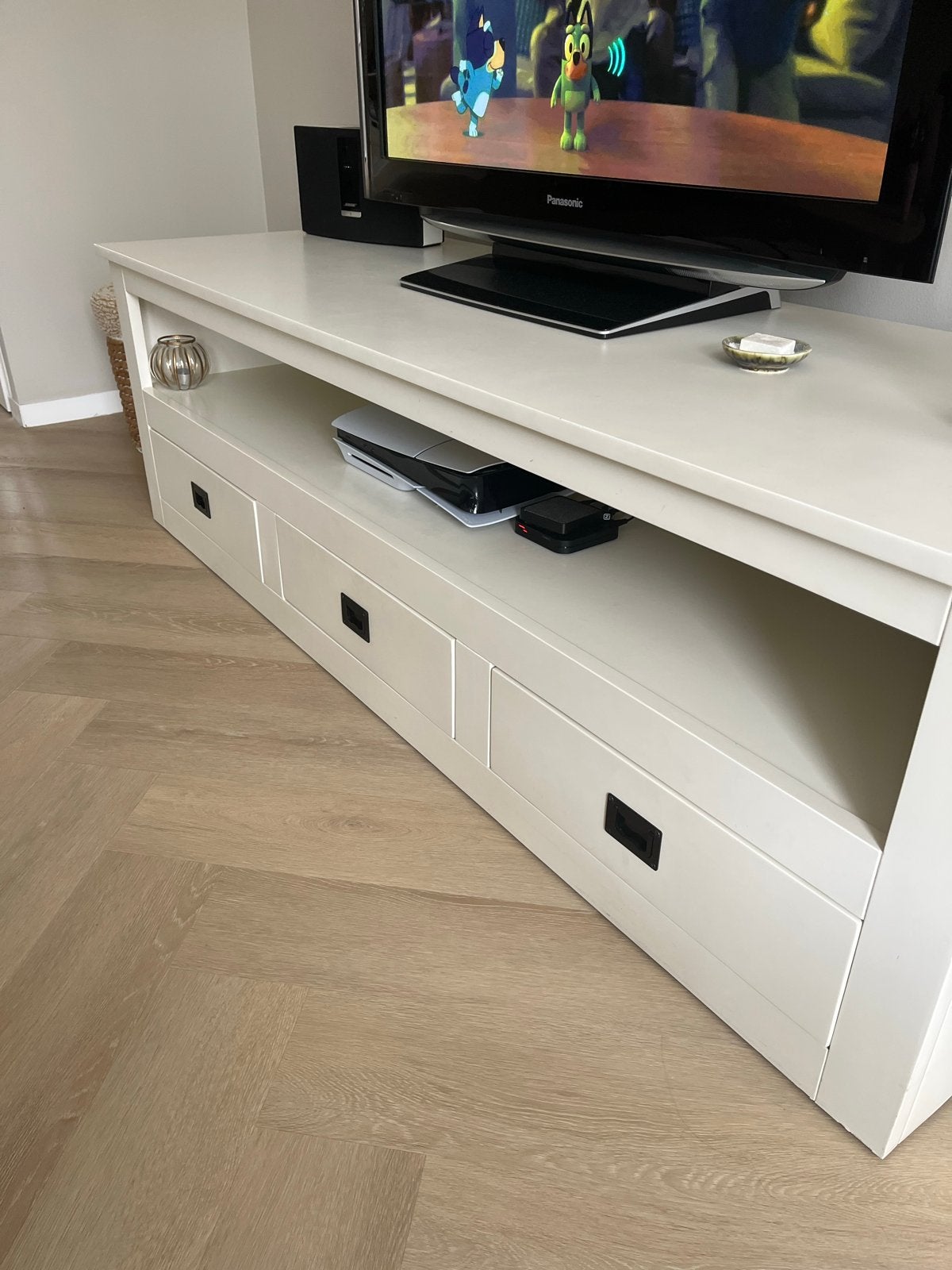 TV-meubel crèmekleurig, Ophalen, Gebruikt, 150 tot 200 cm, 25 tot 50 cm