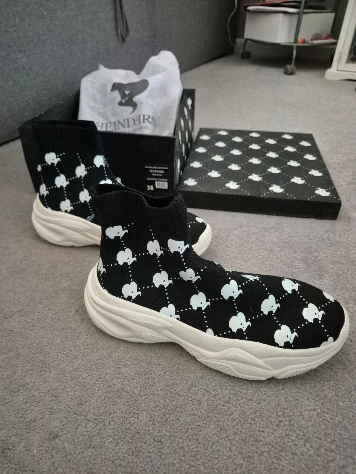 Reinders Sneakers Maat 38 -  nieuw, Kleding | Dames, Schoenen, Reinders, Zwart, Ophalen of Verzenden, Sneakers of Gympen