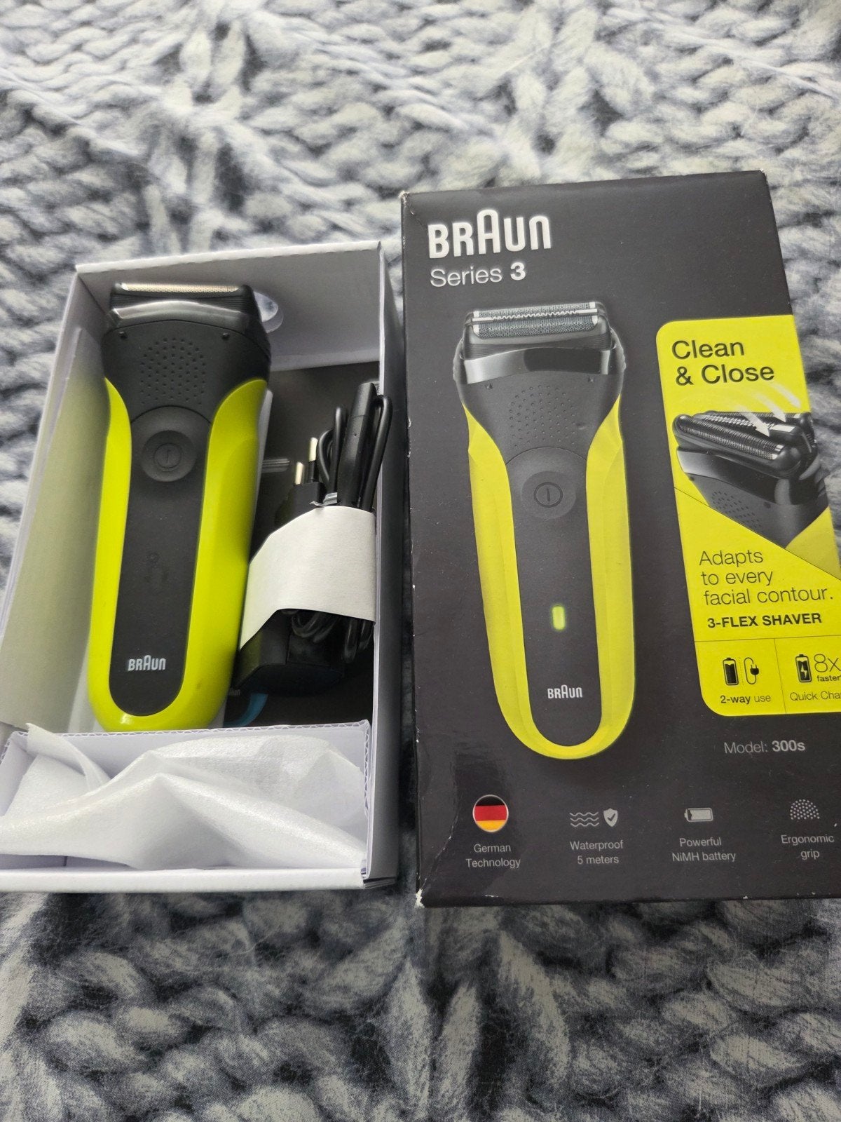 Braun Series 3 Elektrisch Scheerapparaat - Model 300s, Ophalen of Verzenden