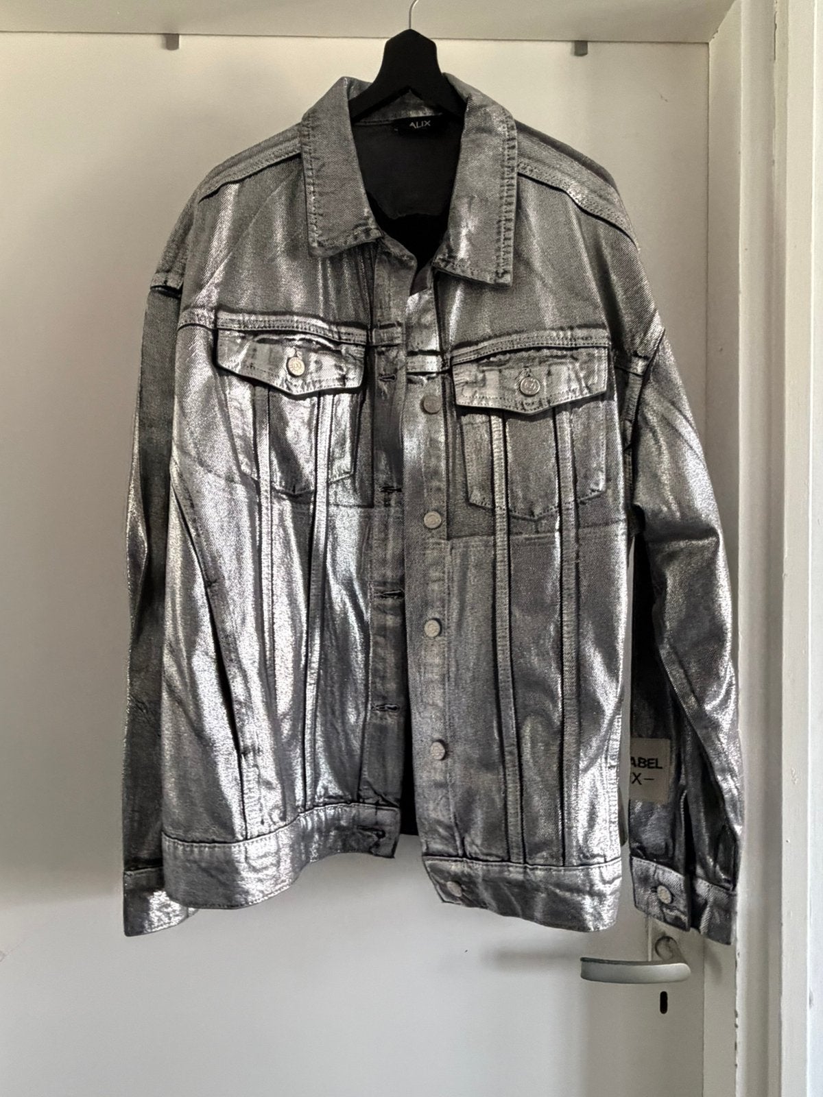 ALIX zilveren metallic denim jas, Ophalen of Verzenden, Nieuw, Maat 46/48 (XL) of groter, Grijs