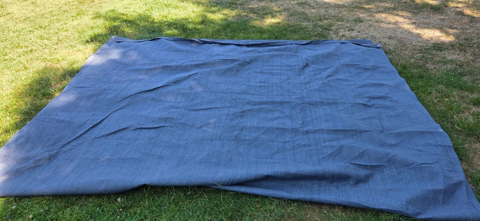Tent tapijt, Ophalen, Zo goed als nieuw
