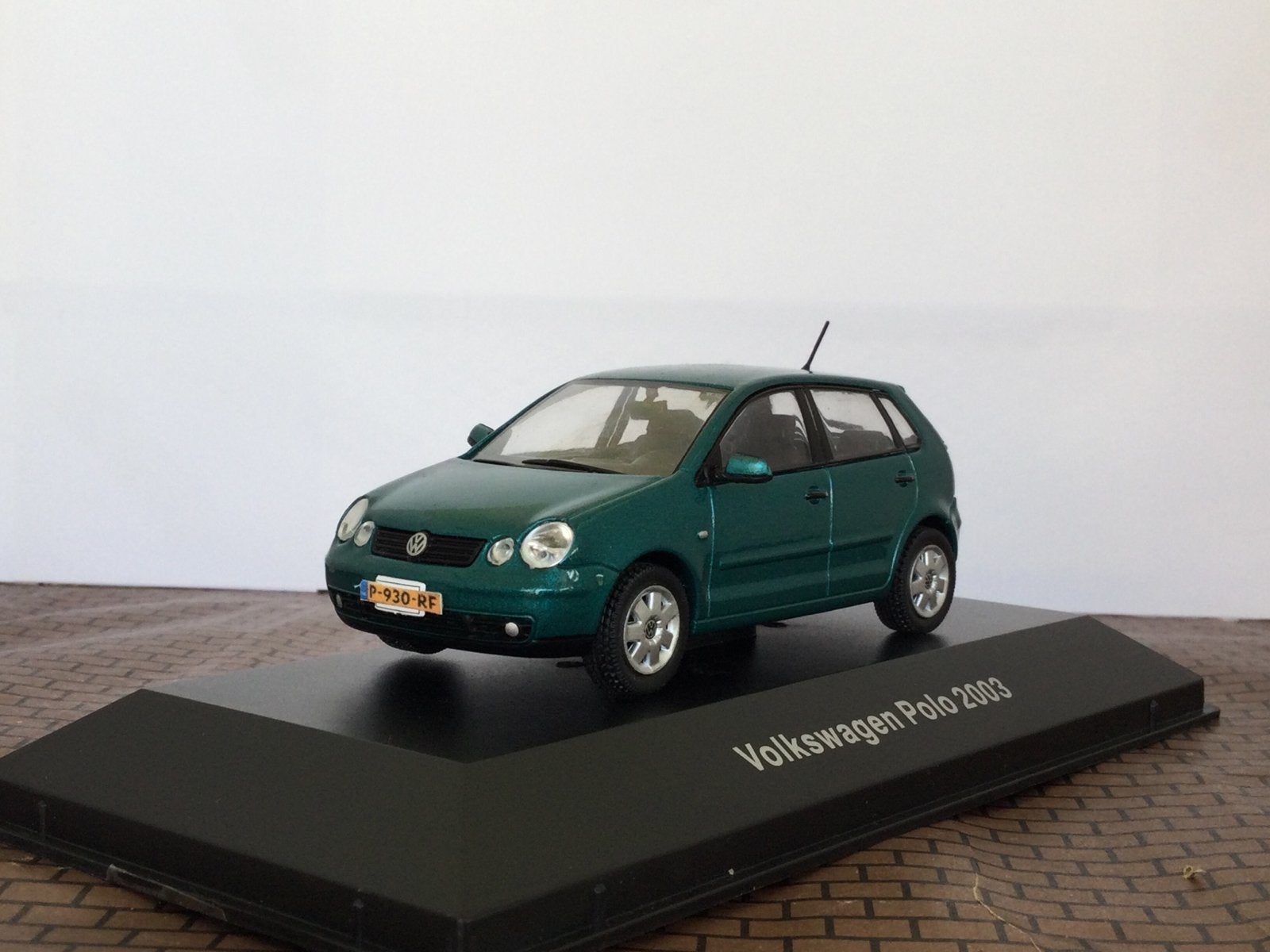 Volkswagen Polo Trendline 1.4 2003 Groen 1:43, Ophalen of Verzenden, Nieuw, Auto, Overige merken