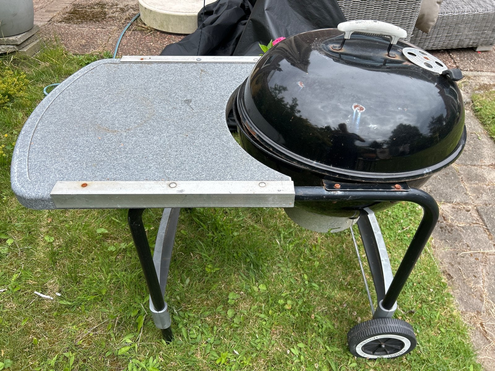 Oude Weber BBQ met Weber accessoires, Ophalen, Gebruikt