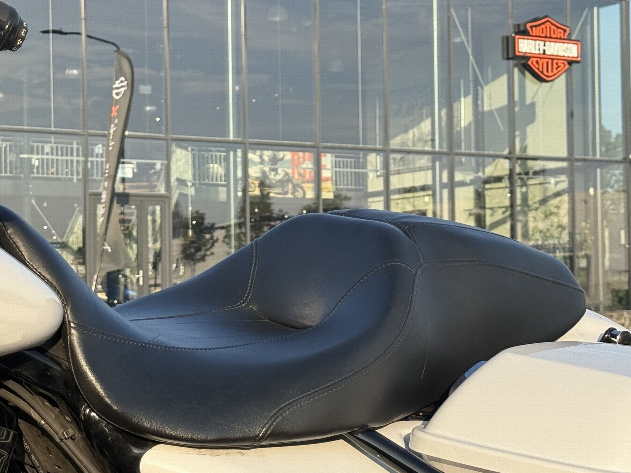 Harley-Davidson FLHXS Street Glide Special Solid Colour, ABS, Toermotor, Laan van Vredenoord 33
2289 DA  Rijswijk ZH, NL, Harley-Davidson Benelux B.V.