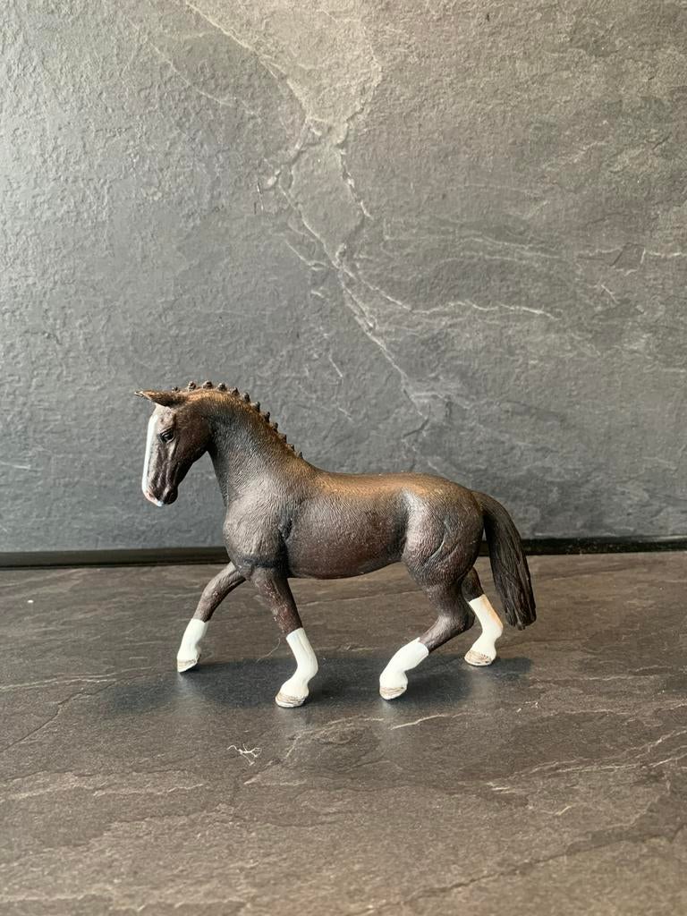 Schleich paard Hannover merrie, Ophalen of Verzenden, Zo goed als nieuw