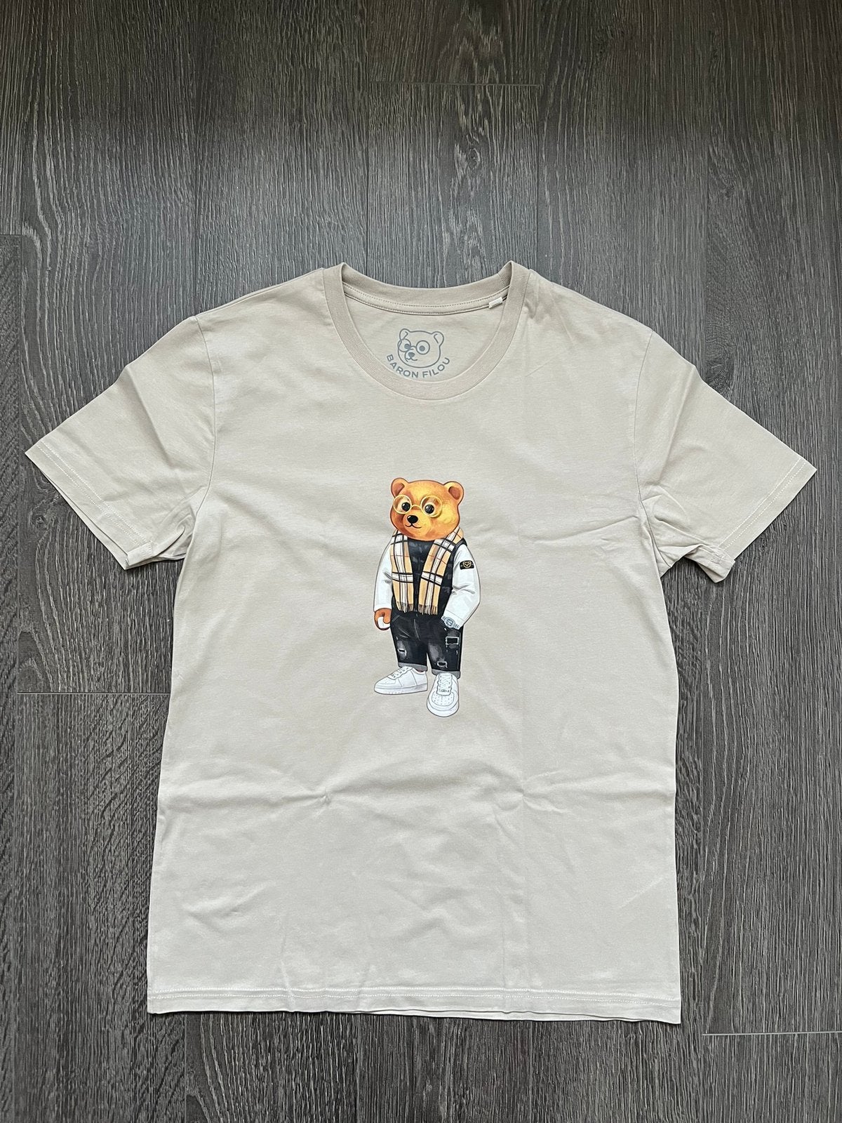 Unisex shirtje/shirt beige met opdruk Baron Filou mt S (176), Ophalen of Verzenden, Zo goed als nieuw, Jongen of Meisje, Shirt of Longsleeve