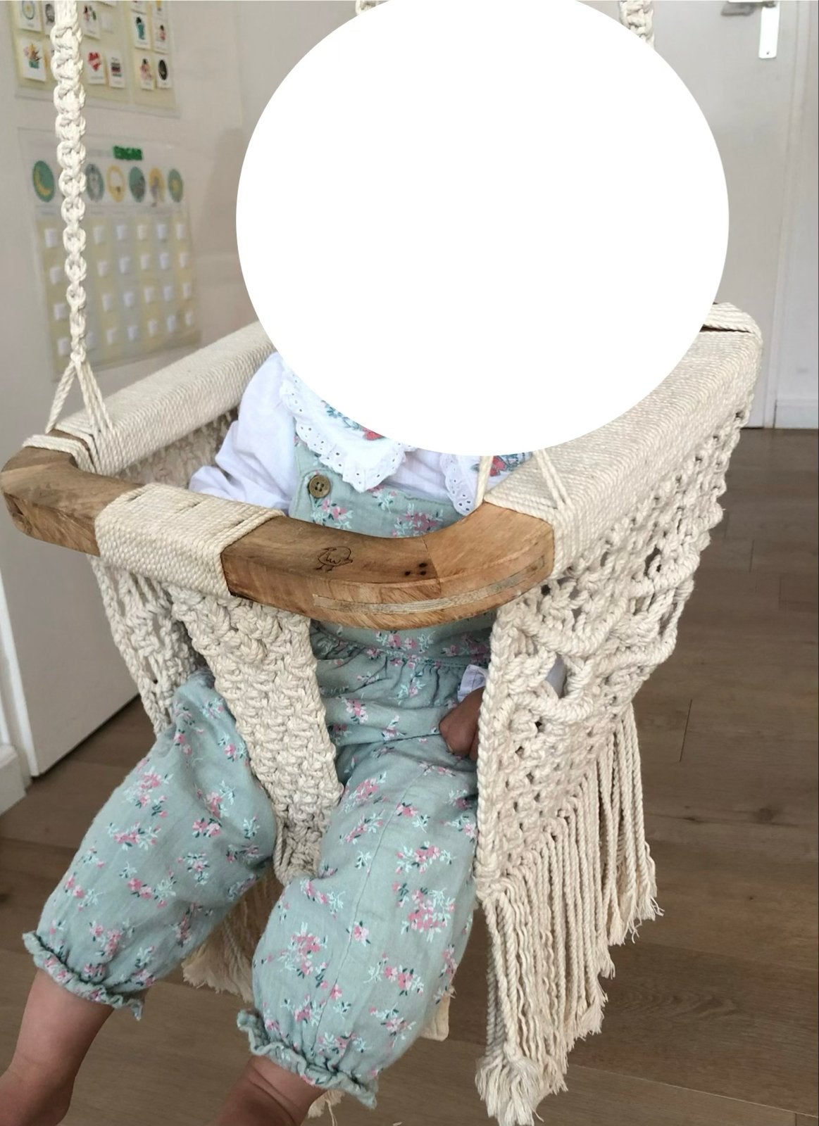 Macramé babyschommel met houten frame, Ophalen of Verzenden, Zo goed als nieuw, Schommel