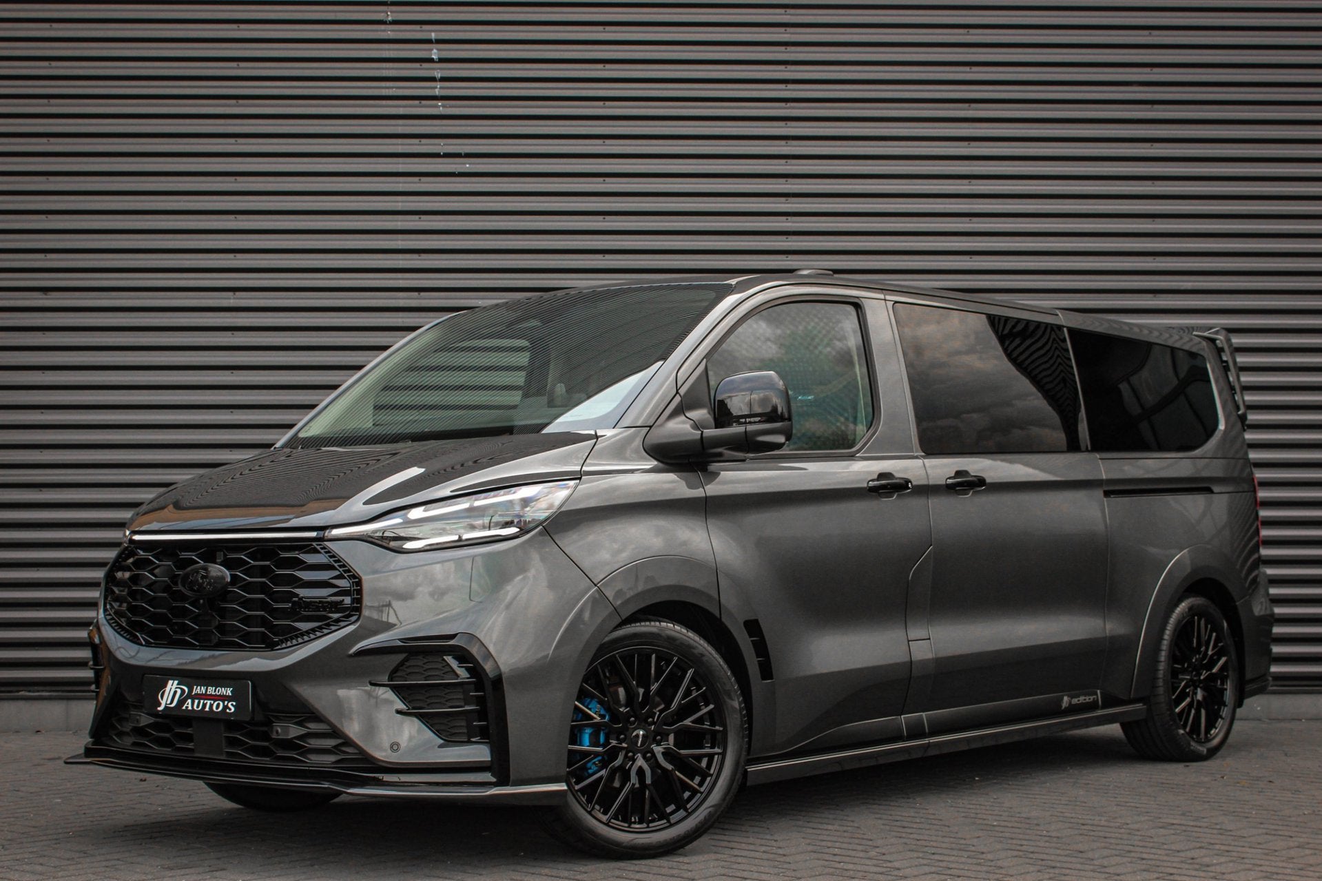 Ford E-Transit Custom 320 L2H1 MS-RT 71kWh 286PK DC DUBBEL C, Auto's, Automaat, Dealer onderhouden, Achterwielaandrijving, Geheel digitaal combi-instrument