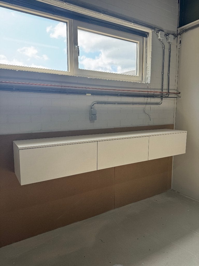 Tv-meubel - 240 x 35 x 40 cm, Huis en Inrichting, Ophalen, Overige materialen, Zo goed als nieuw, 200 cm of meer
