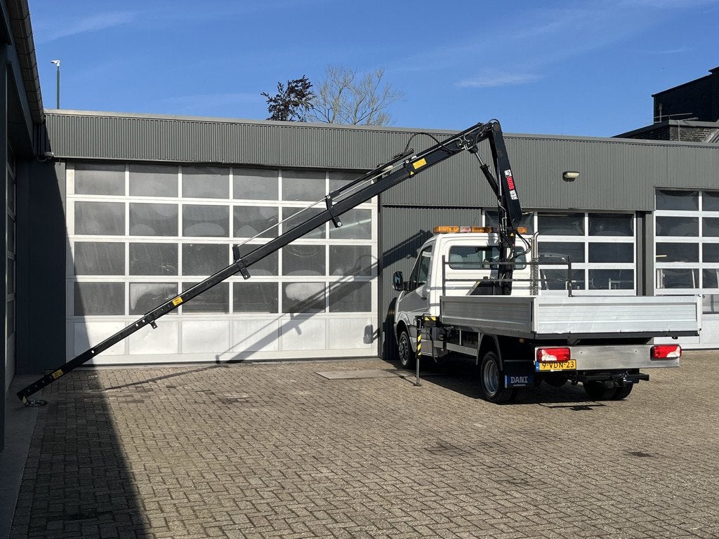 Volkswagen Crafter 35 2.5 TDI L2 HIAB 035 laadkraan Trekhaak, Euro 5, Gebruikt, Zwart, Volkswagen